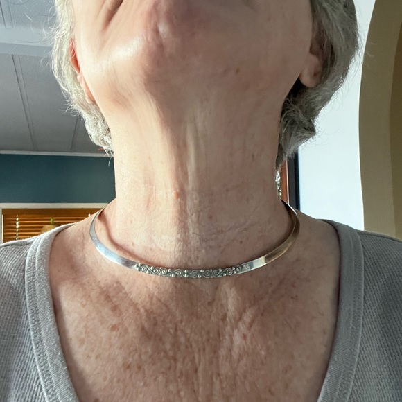 DECORATED STERLING SILVER 925 NECK COLLAR - Picture 3 of 3